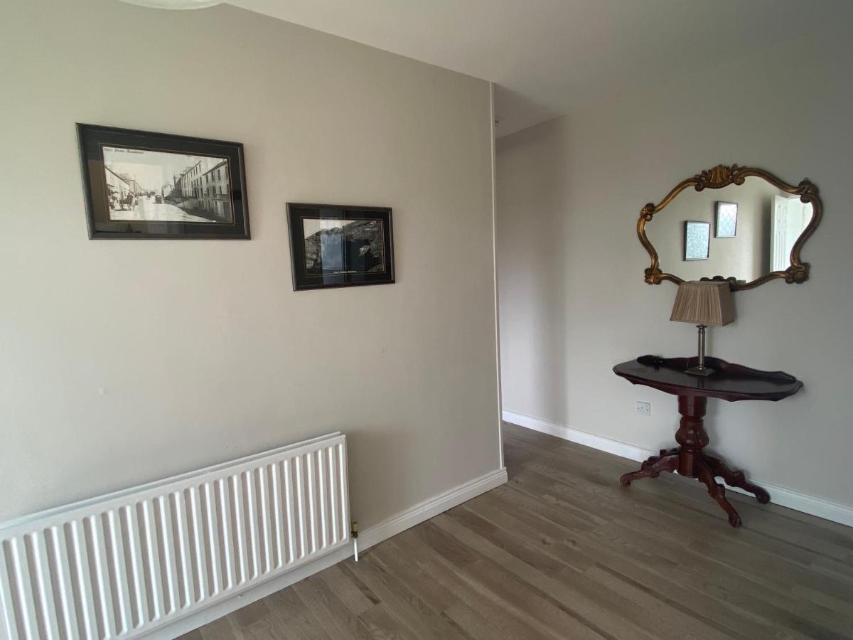 9 Tullan Strand, Holiday home